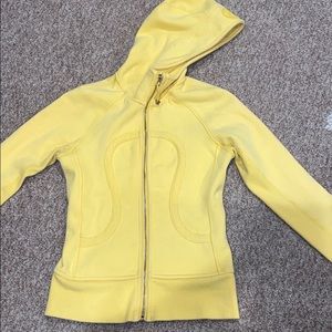 LULULEMON yellow sweater